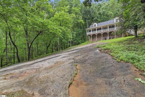 211 Narrow Way Travelers Rest SC 29690