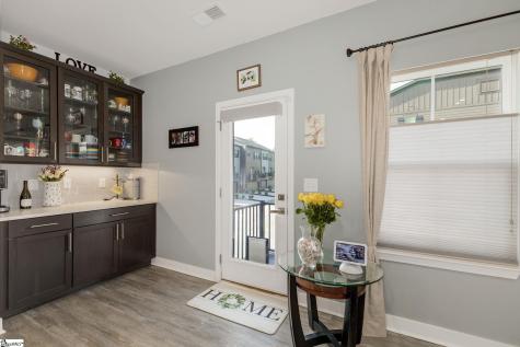 27 Rollins Avenue Greenville SC 29607