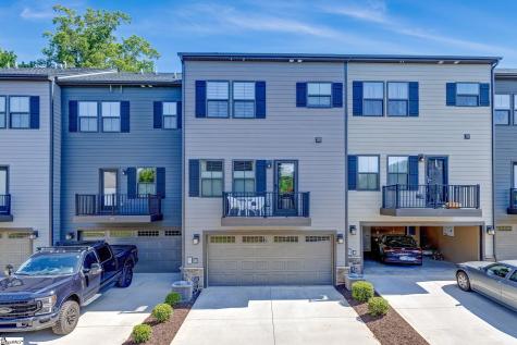 27 Rollins Avenue Greenville SC 29607