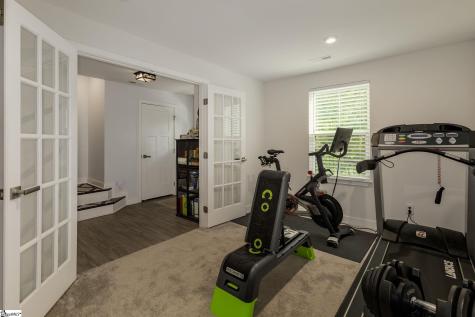 27 Rollins Avenue Greenville SC 29607