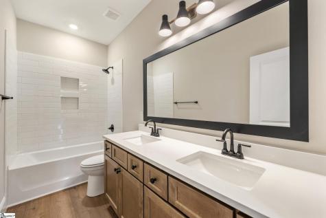 205 Chandler Court Easley SC 29642