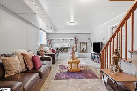 1207 Elmore Street Gaffney SC 29340