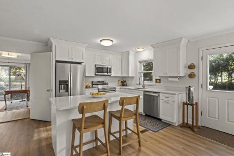 5 Tazewell Drive Greenville SC 29617