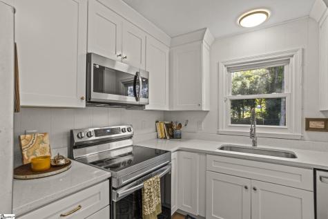 5 Tazewell Drive Greenville SC 29617