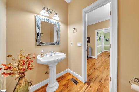 648 Mountain View Williamston SC 29697