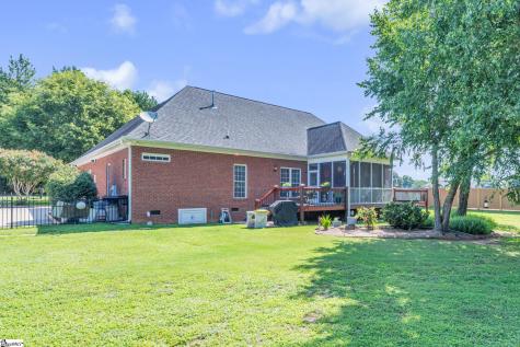 648 Mountain View Williamston SC 29697