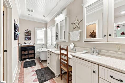 205 Clement Road Chesnee SC 29323