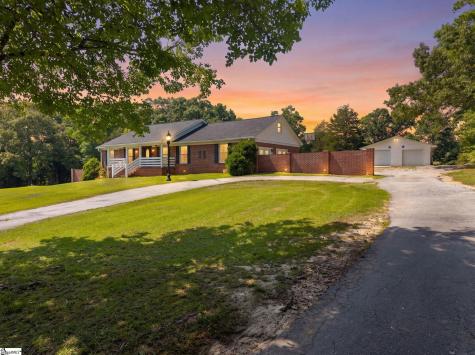 623 W Ridgeway Drive Honea Path SC 29654