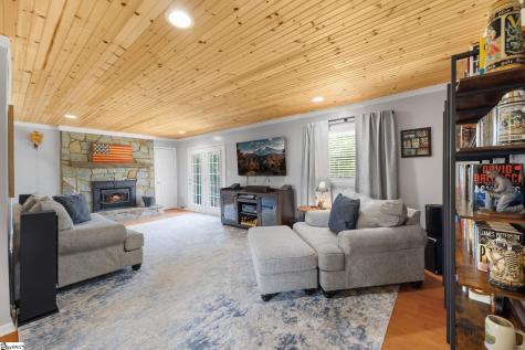 623 W Ridgeway Drive Honea Path SC 29654