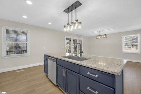 101 Cardinal Drive Seneca SC 29672
