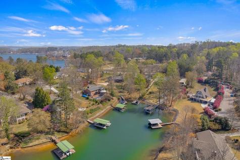 101 Cardinal Drive Seneca SC 29672