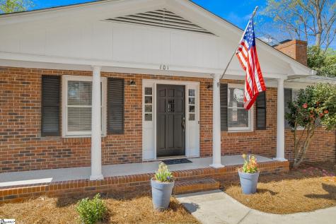 101 Cardinal Drive Seneca SC 29672