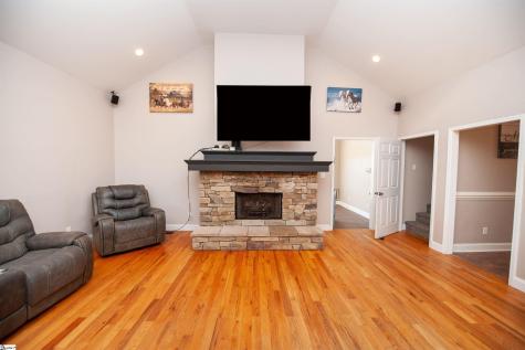 450 Meadow Road Inman SC 29349