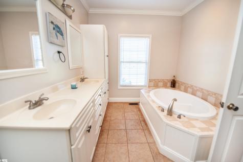 450 Meadow Road Inman SC 29349