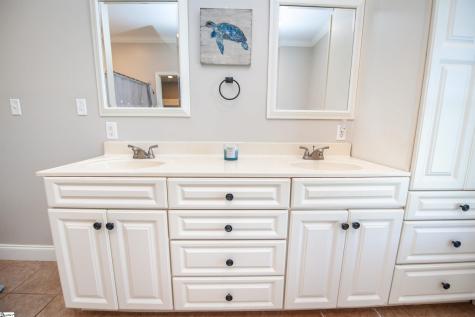 450 Meadow Road Inman SC 29349