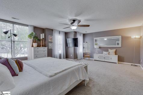 22 Lantern Lane Greer SC 29651