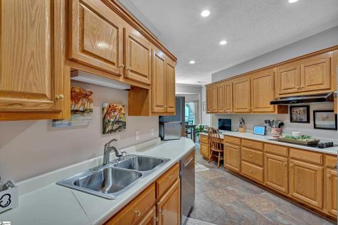 635 Dacusville Road Marietta SC 29661