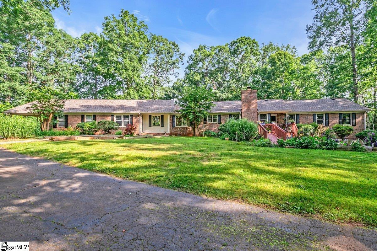 1733 Tigerville Road Travelers Rest SC 29690