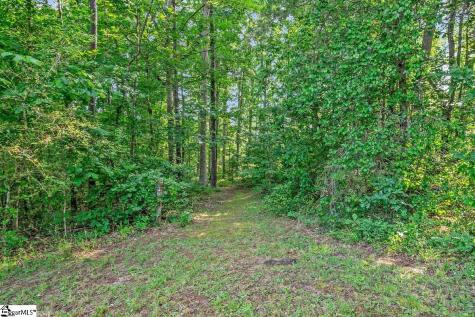 1733 Tigerville Road Travelers Rest SC 29690