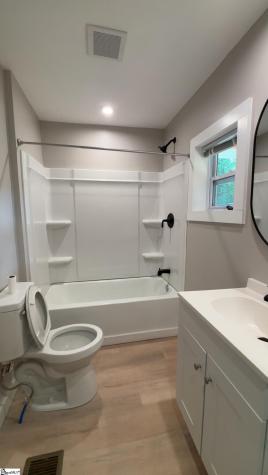 148 Loop Street Wellford SC 29385