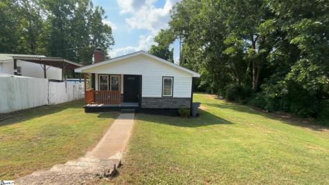 148 Loop Street Wellford SC 29385