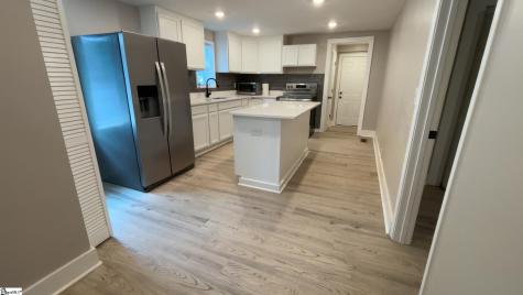 148 Loop Street Wellford SC 29385
