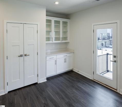 29 Rollins Avenue Greenville SC 29607