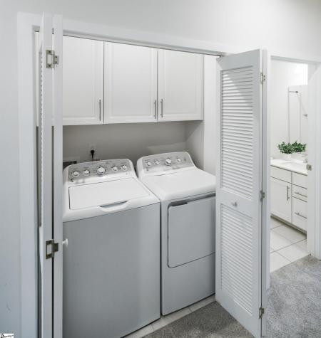 29 Rollins Avenue Greenville SC 29607