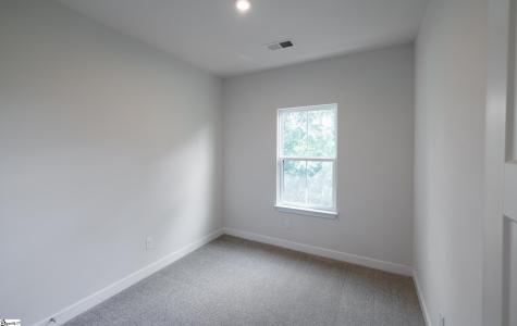 29 Rollins Avenue Greenville SC 29607