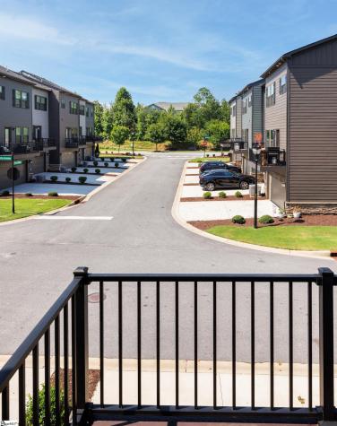 29 Rollins Avenue Greenville SC 29607