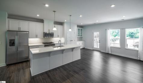 29 Rollins Avenue Greenville SC 29607