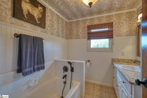 688 Corinth Road Gaffney SC 29340