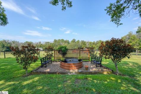 688 Corinth Road Gaffney SC 29340