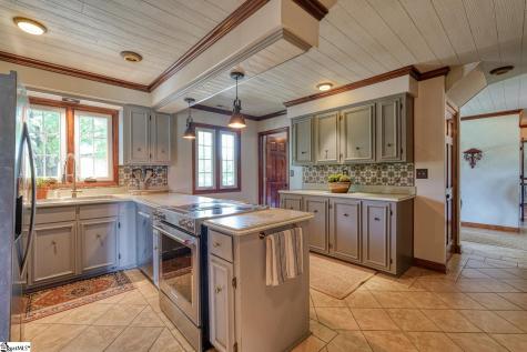 688 Corinth Road Gaffney SC 29340