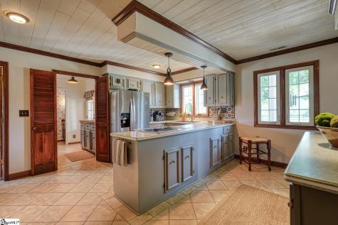 688 Corinth Road Gaffney SC 29340