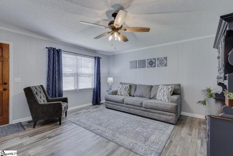 321 Springdale Avenue Liberty SC 29657