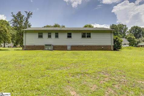 321 Springdale Avenue Liberty SC 29657