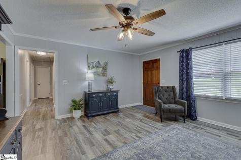 321 Springdale Avenue Liberty SC 29657