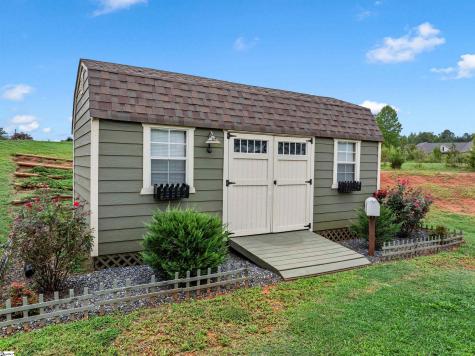 615 Mica Lane Chesnee SC 29323