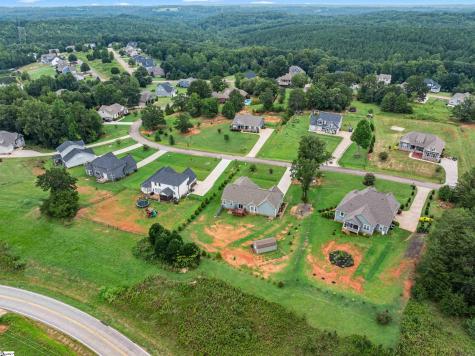 615 Mica Lane Chesnee SC 29323