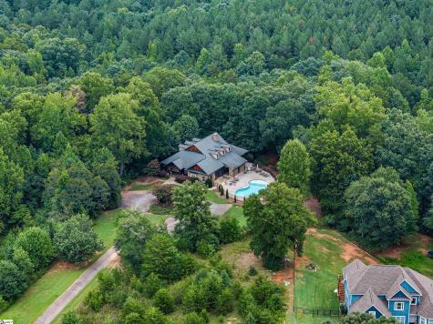 615 Mica Lane Chesnee SC 29323