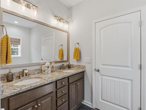 409 Sonoma Court Seneca SC 29678