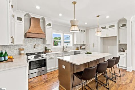 4A Maco Street Greenville SC 29607