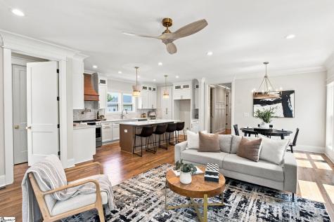 4A Maco Street Greenville SC 29607