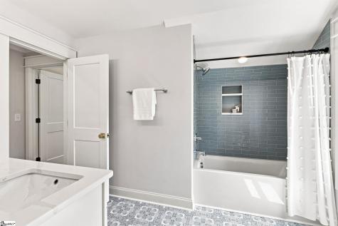 4A Maco Street Greenville SC 29607