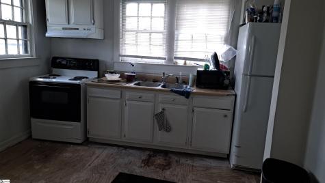 2 C Street Greenville SC 29611