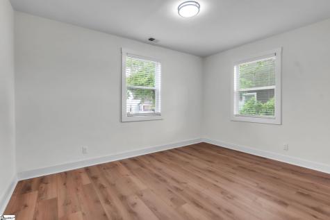 31 Hellams Street Greenville SC 29611