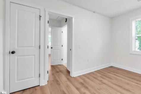 31 Hellams Street Greenville SC 29611