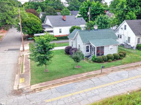 46 Hutchins Street Greenville SC 29605