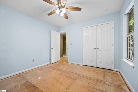 104 Woody Lane Easley SC 29640